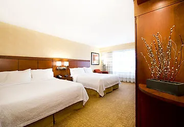 Courtyard By Marriott Mississauga Airport West Hotel 3*,  Canada
